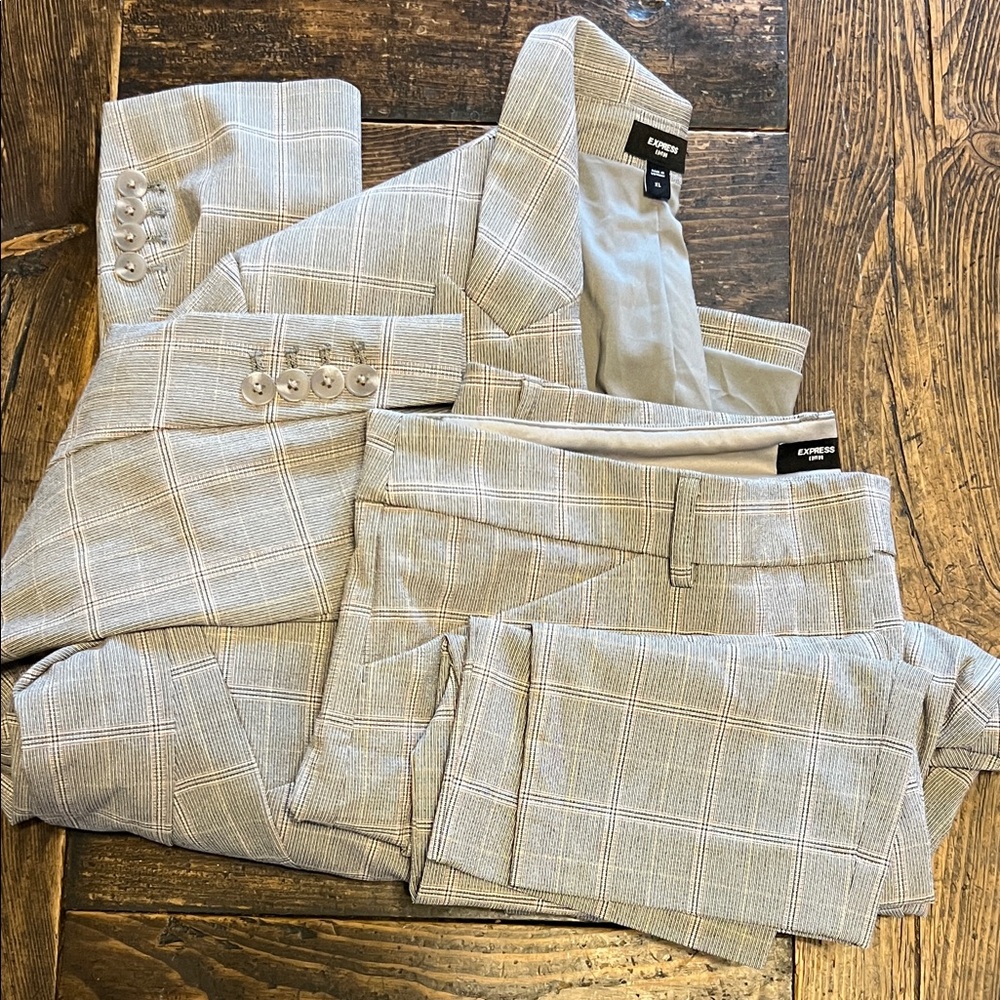 Express Light Gray Plaid Checkered Suit